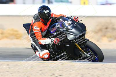 media/Jan-08-2022-SoCal Trackdays (Sat) [[1ec2777125]]/Turn 15 Inside (950am)/